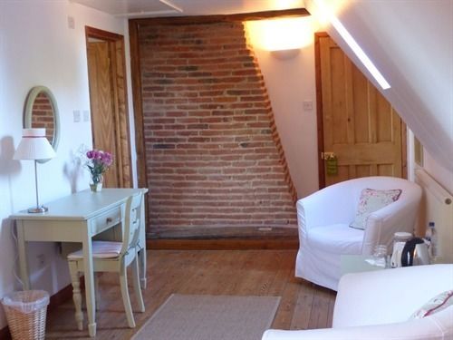 ベッドアンドブレックファースト The Old Pear Tree