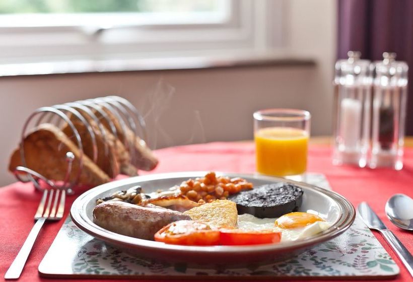 민박 The Red Townhouse