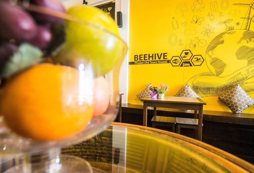 Beehive Phuket Oldtown Hostel