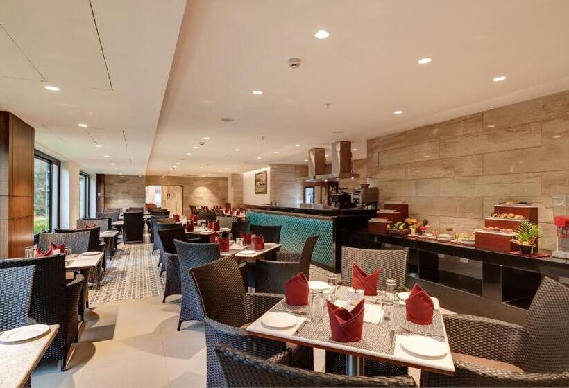 Seashell Suites And Villas