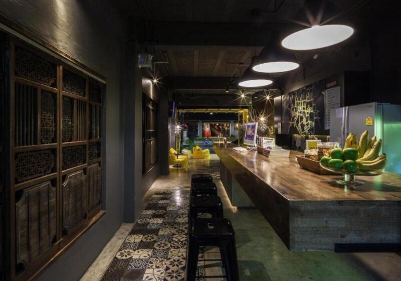 호스텔 Fulfill Phuket   Sha