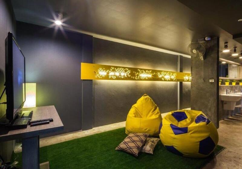 호스텔 Fulfill Phuket   Sha