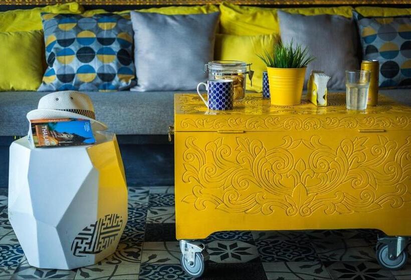 호스텔 Fulfill Phuket   Sha