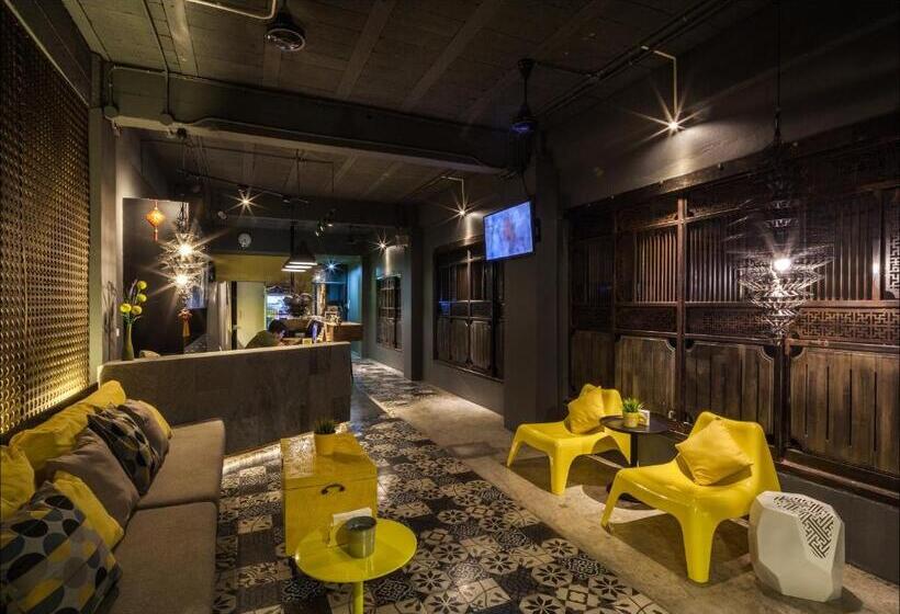 호스텔 Fulfill Phuket   Sha