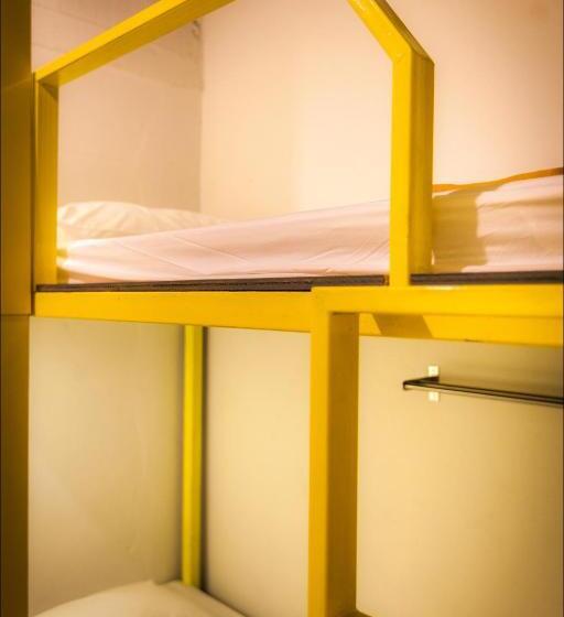 호스텔 Fulfill Phuket   Sha