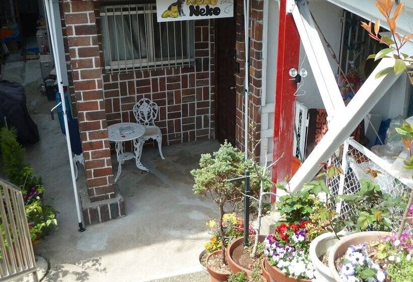 Guesthouse Neko Neko – Hostel