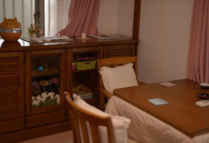 Guesthouse Neko Neko – Hostel