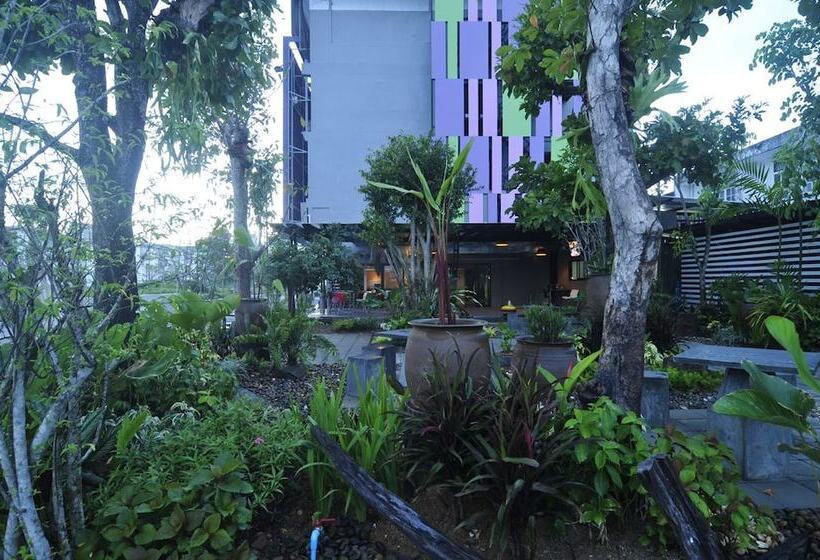 호텔 At 24 Boutique