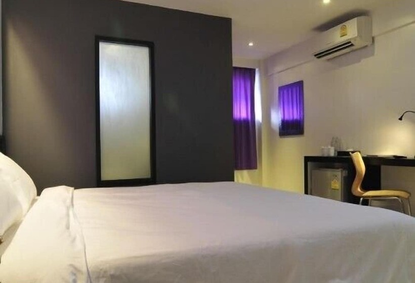 호텔 At 24 Boutique