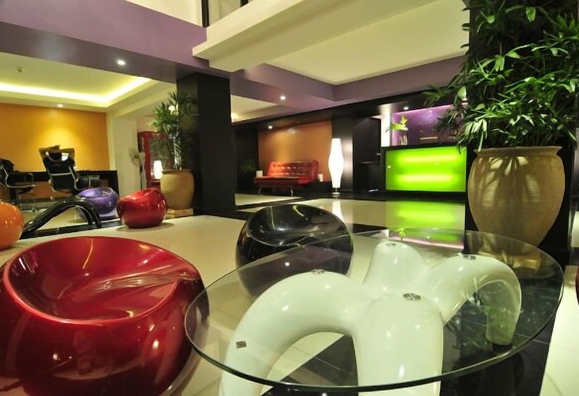 호텔 At 24 Boutique