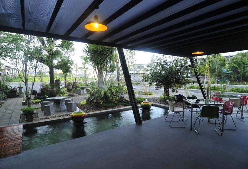 호텔 At 24 Boutique