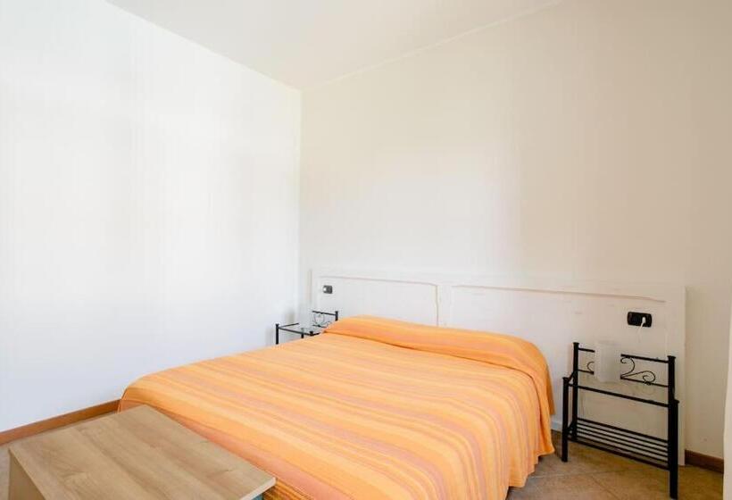 هتل Agriturismo Ai Carpini