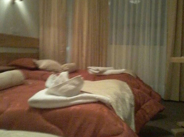 فندق Alpamayo Center