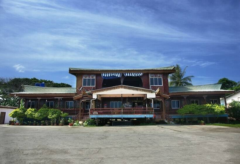 酒店 Arung Hayat Semporna Resort