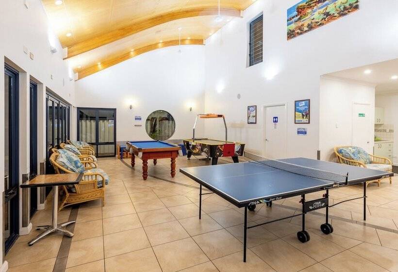 هتل Big4 Middleton Beach Holiday Park