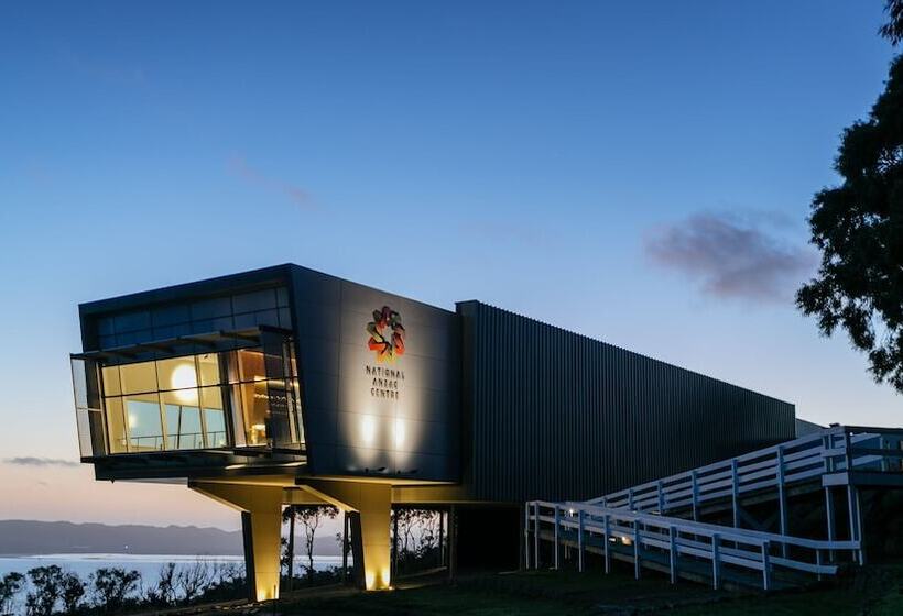 בית מלון כפרי Big4 Middleton Beach Holiday Park