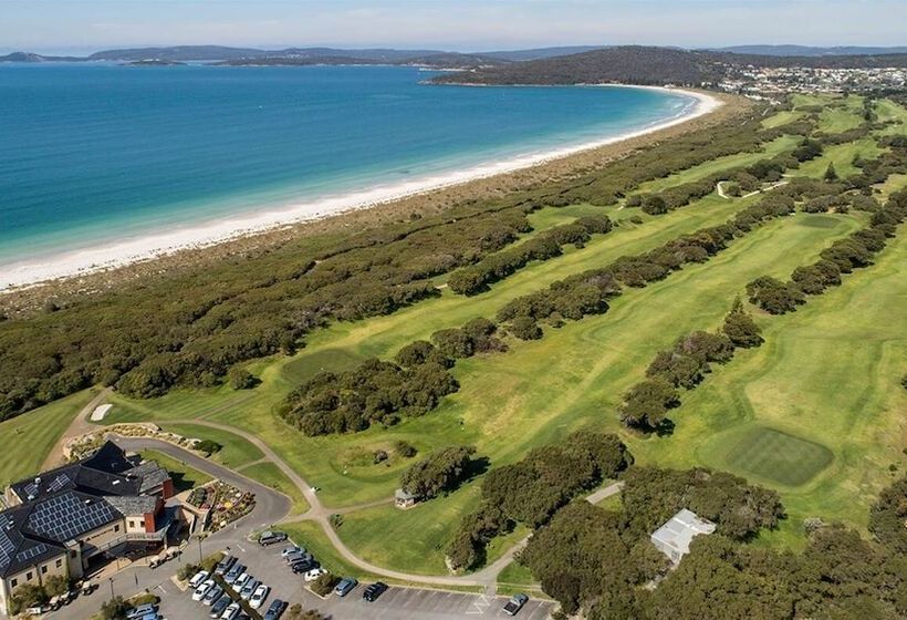 هتل Big4 Middleton Beach Holiday Park