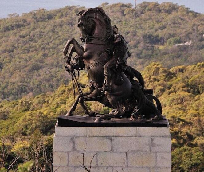 هتل Big4 Middleton Beach Holiday Park