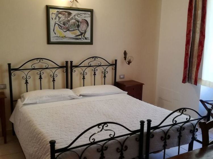 酒店 Cagliari Novecento