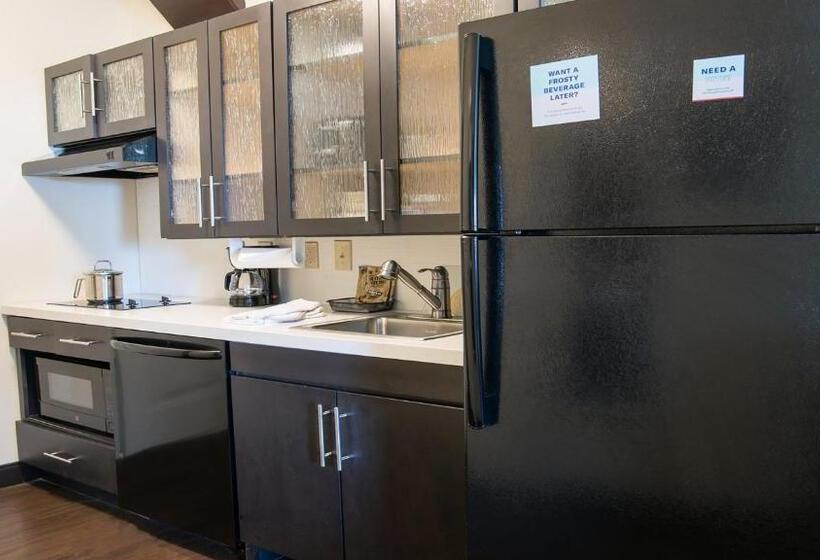 בית מלון כפרי Candlewood Suites Bay City, An Ihg