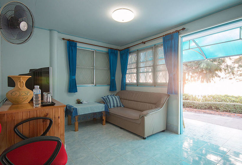 호텔 Chaam Little Shop & Resort