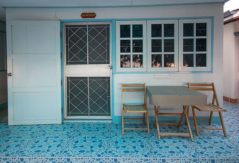 호텔 Chaam Little Shop & Resort