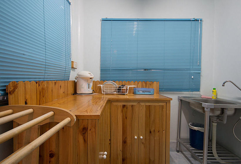 호텔 Chaam Little Shop & Resort