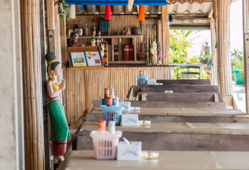 호텔 Chaam Little Shop & Resort