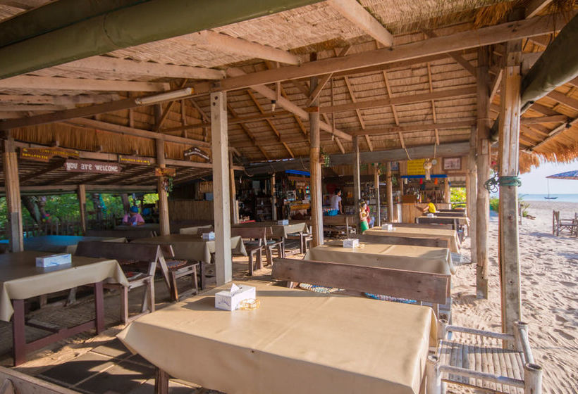 호텔 Chaam Little Shop & Resort