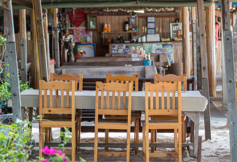 호텔 Chaam Little Shop & Resort