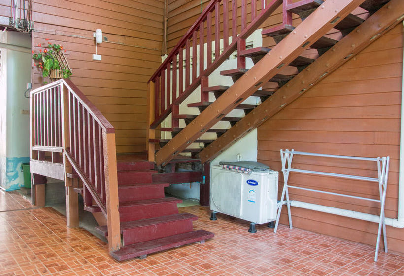 호텔 Chaam Little Shop & Resort