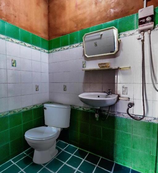 בית מלון כפרי Chiangsangoldenland Resort 2