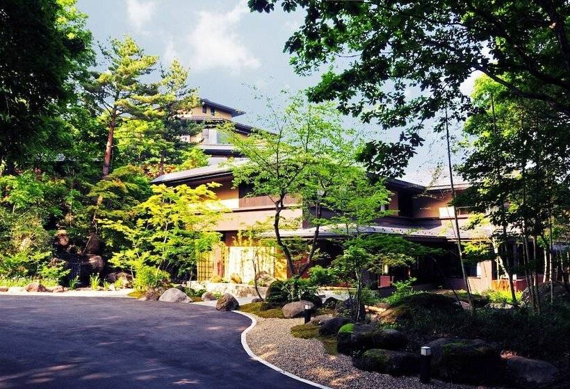 בית מלון כפרי 竹泉荘 Chikusenso Onsen