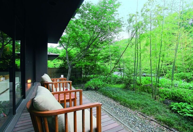 בית מלון כפרי 竹泉荘 Chikusenso Onsen