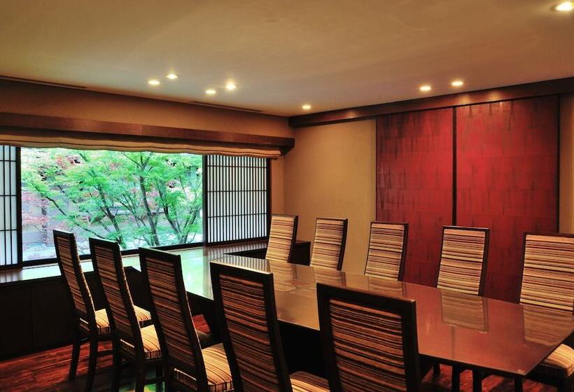 בית מלון כפרי 竹泉荘 Chikusenso Onsen