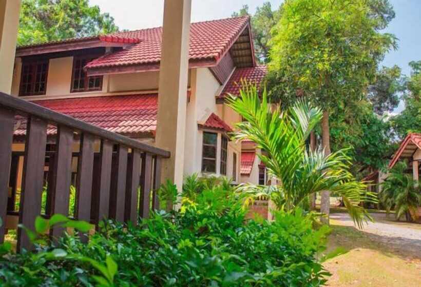 Hotelli Cleanwave Resort Chumphon