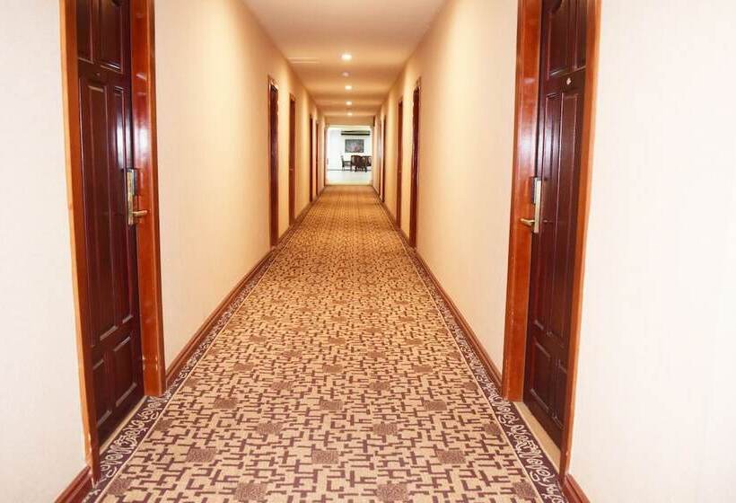 Отель Dansavanh Vientiane