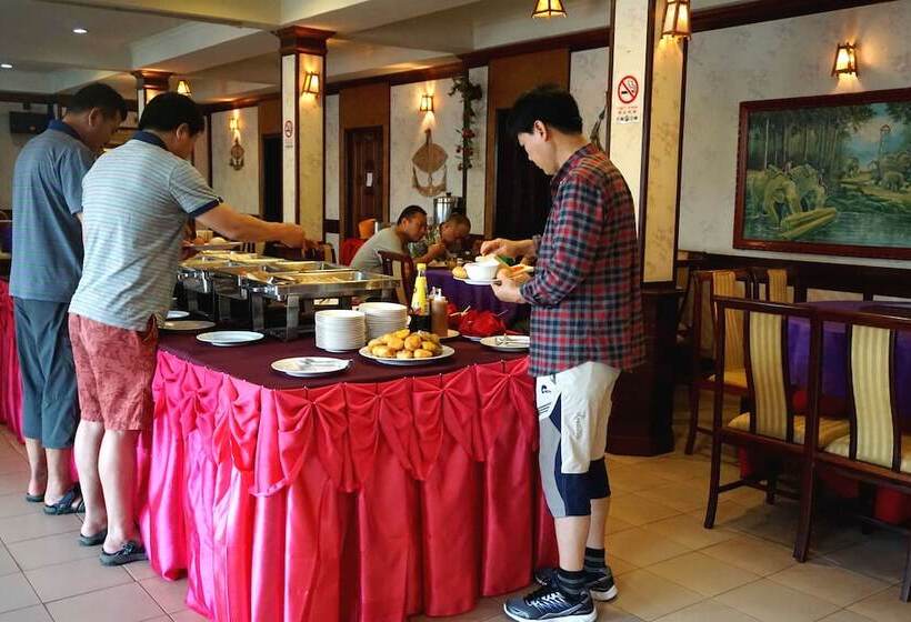 Отель Dansavanh Vientiane