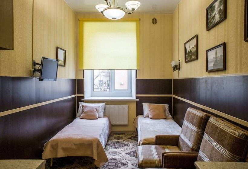 호텔 Dom Romanovykh Mini