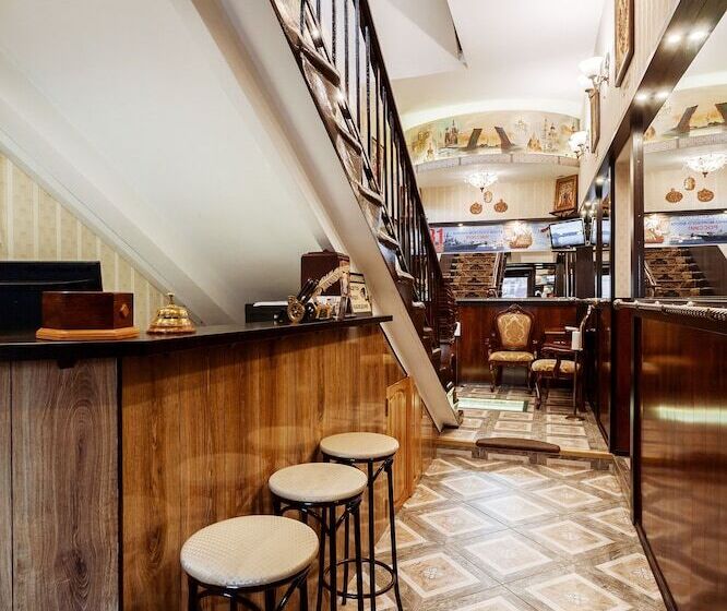 호텔 Dom Romanovykh Mini