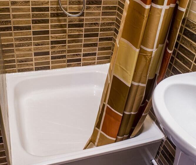 호텔 Dom Romanovykh Mini