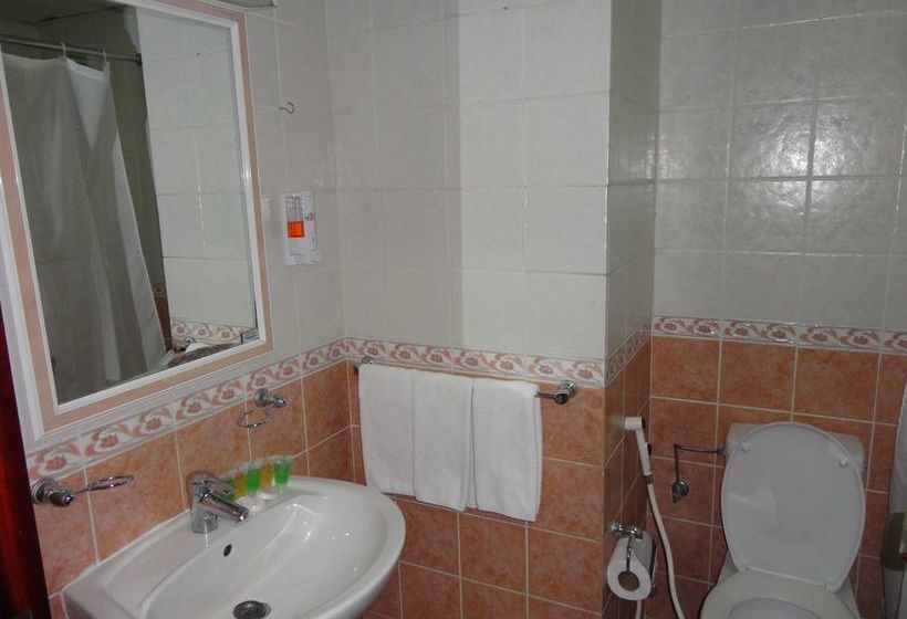 Отель Elaf Al Bustan