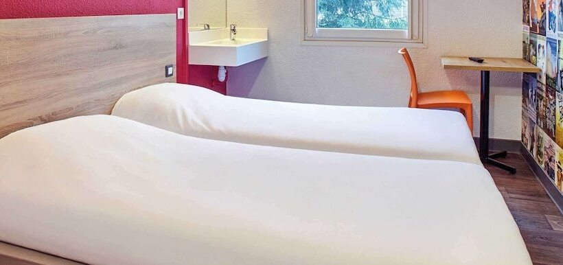 בית מלון כפרי F1 Cholet