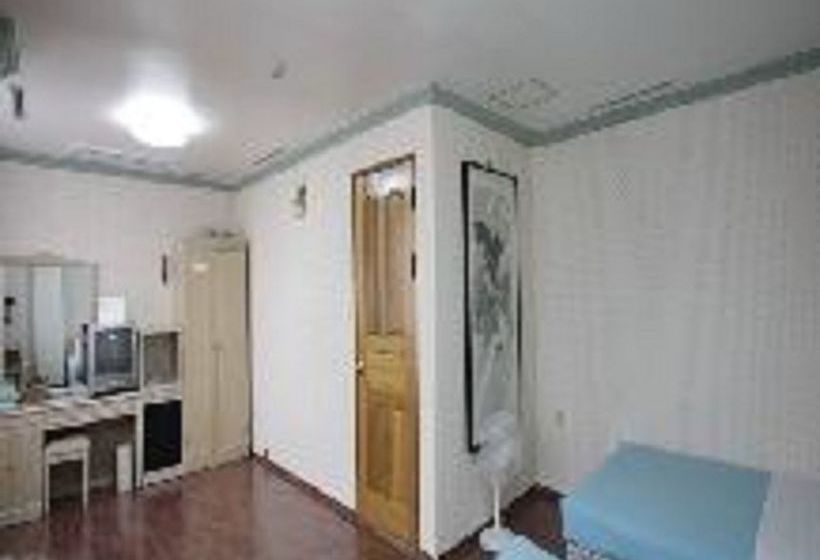 فندق Geoje Tourist