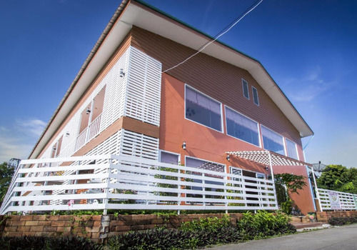 Hotel Golden Nakara Place