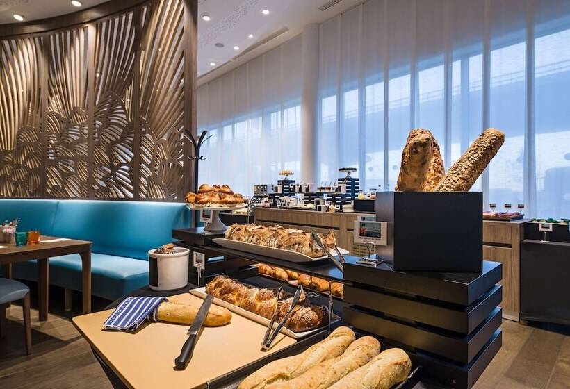 هتل Golden Tulip Marseille Euromed