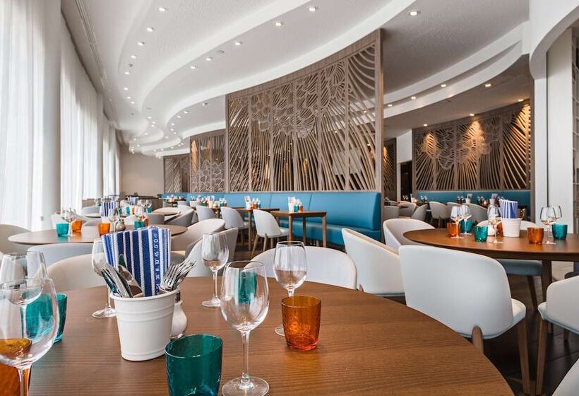 هتل Golden Tulip Marseille Euromed