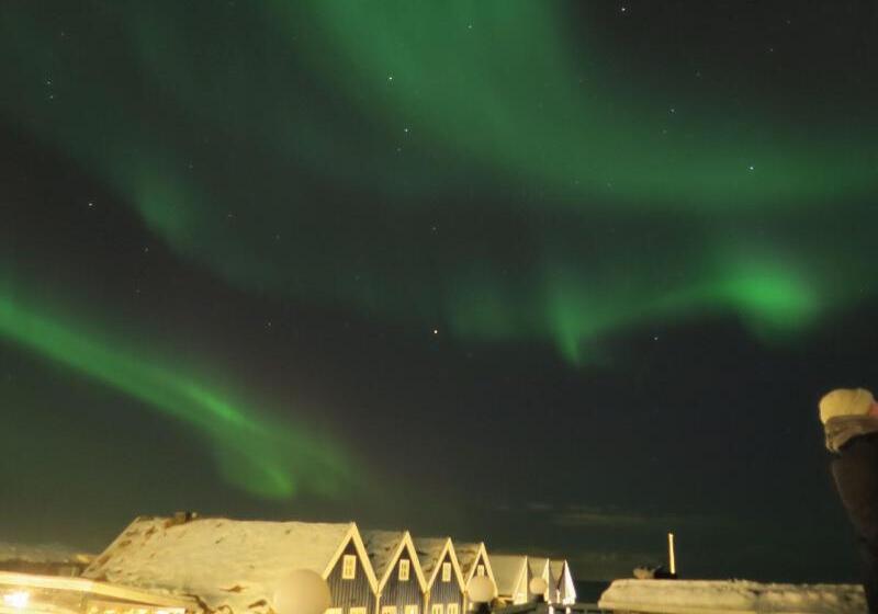 هتل Hlid Fisherman S Village