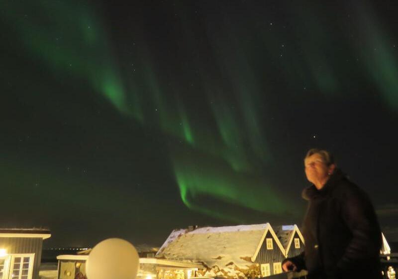 هتل Hlid Fisherman S Village