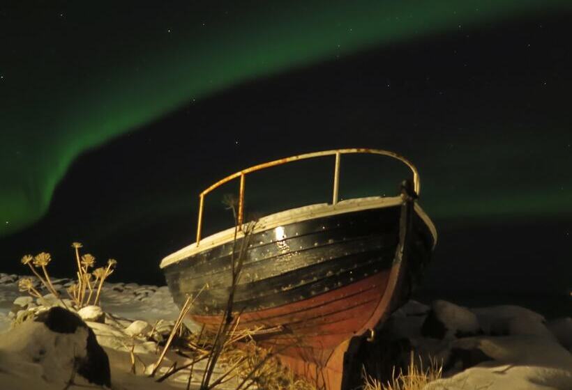 هتل Hlid Fisherman S Village